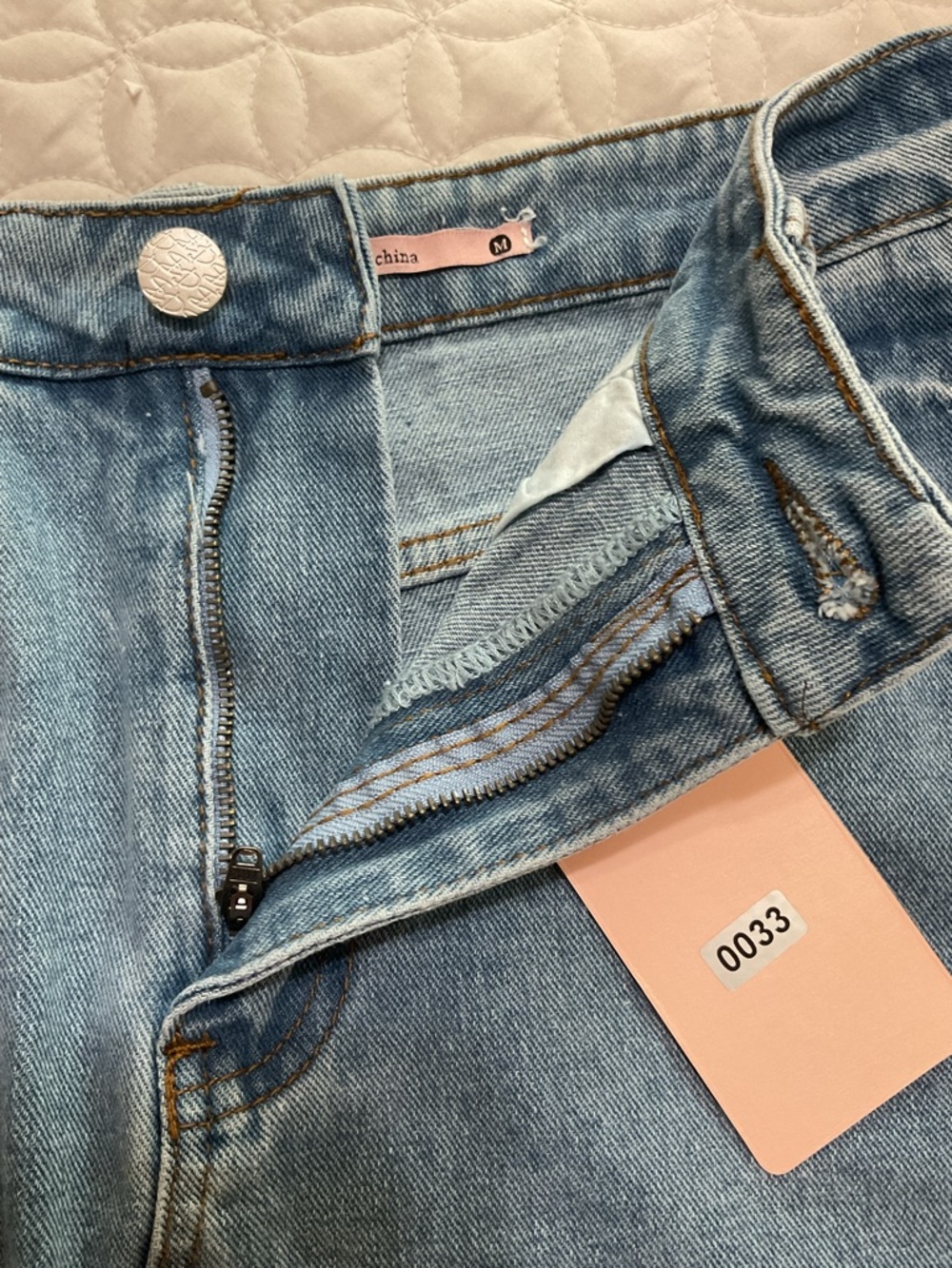 Denim Blvd Los Angeles Med Wash Distressed Denim Mini Skirt Size Medium NWT - Picture 8 of 12